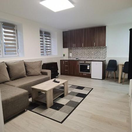 Kraguj Apartman 2 Kragujevac Kültér fotó