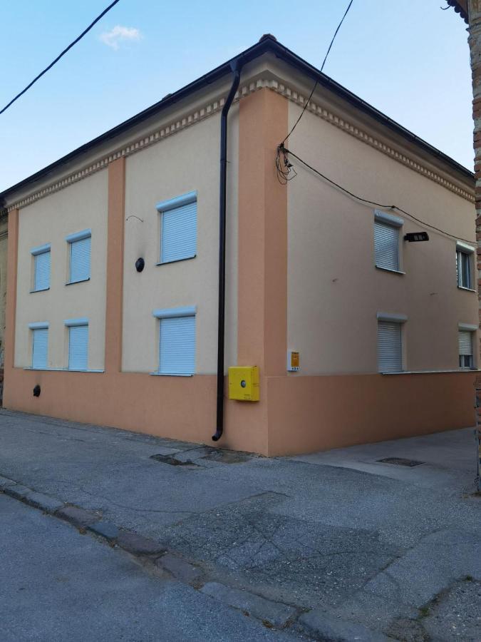 Kraguj Apartman 2 Kragujevac Kültér fotó